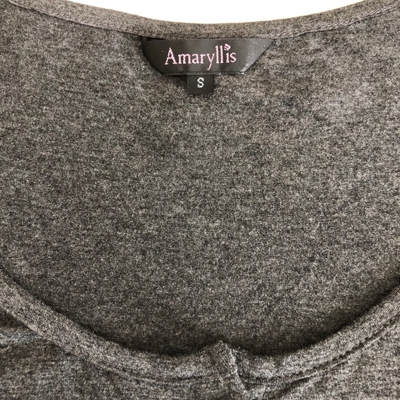 Gray button shirt - Picture 3 of 3